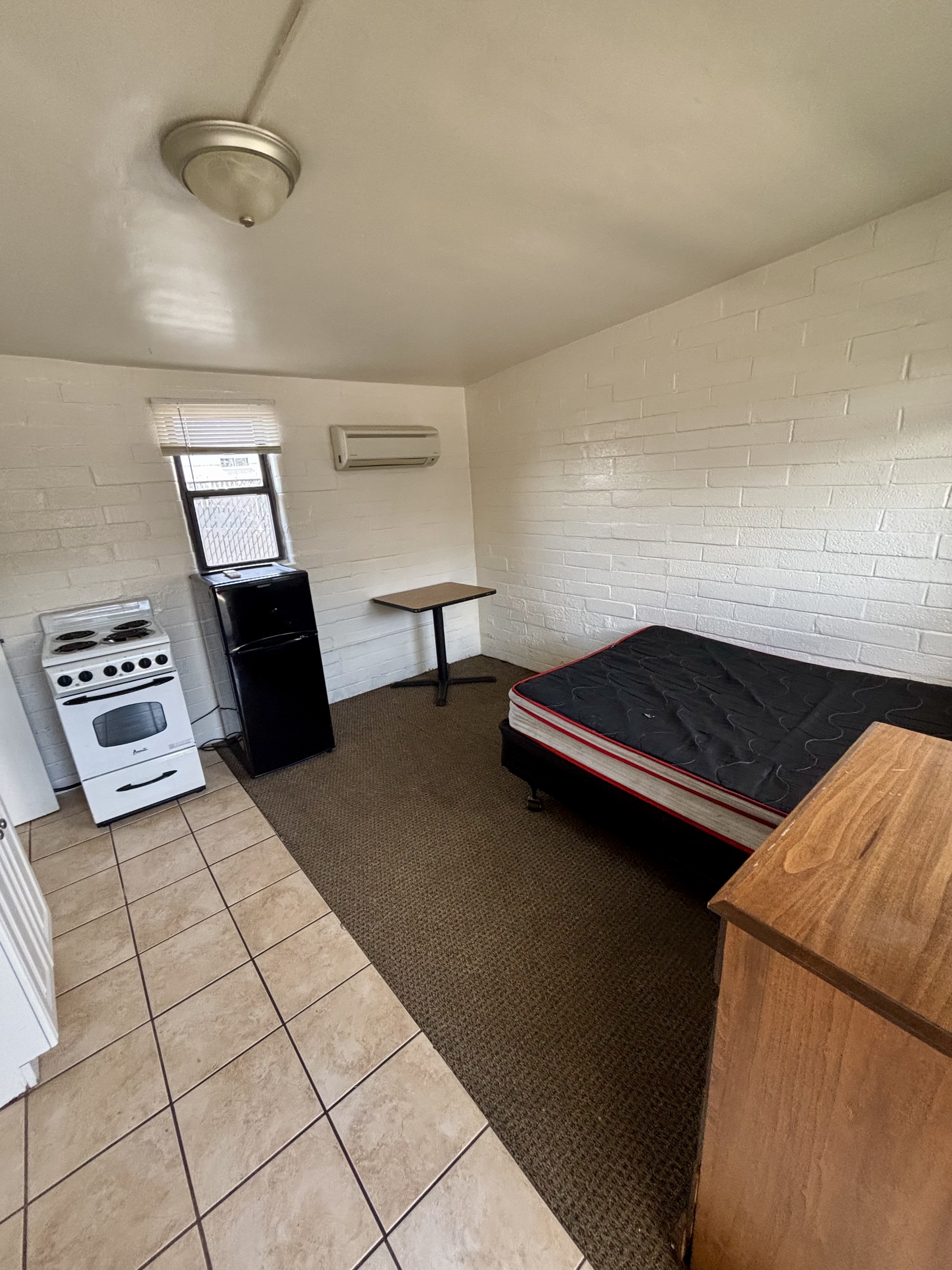 1643 S State Street - 8