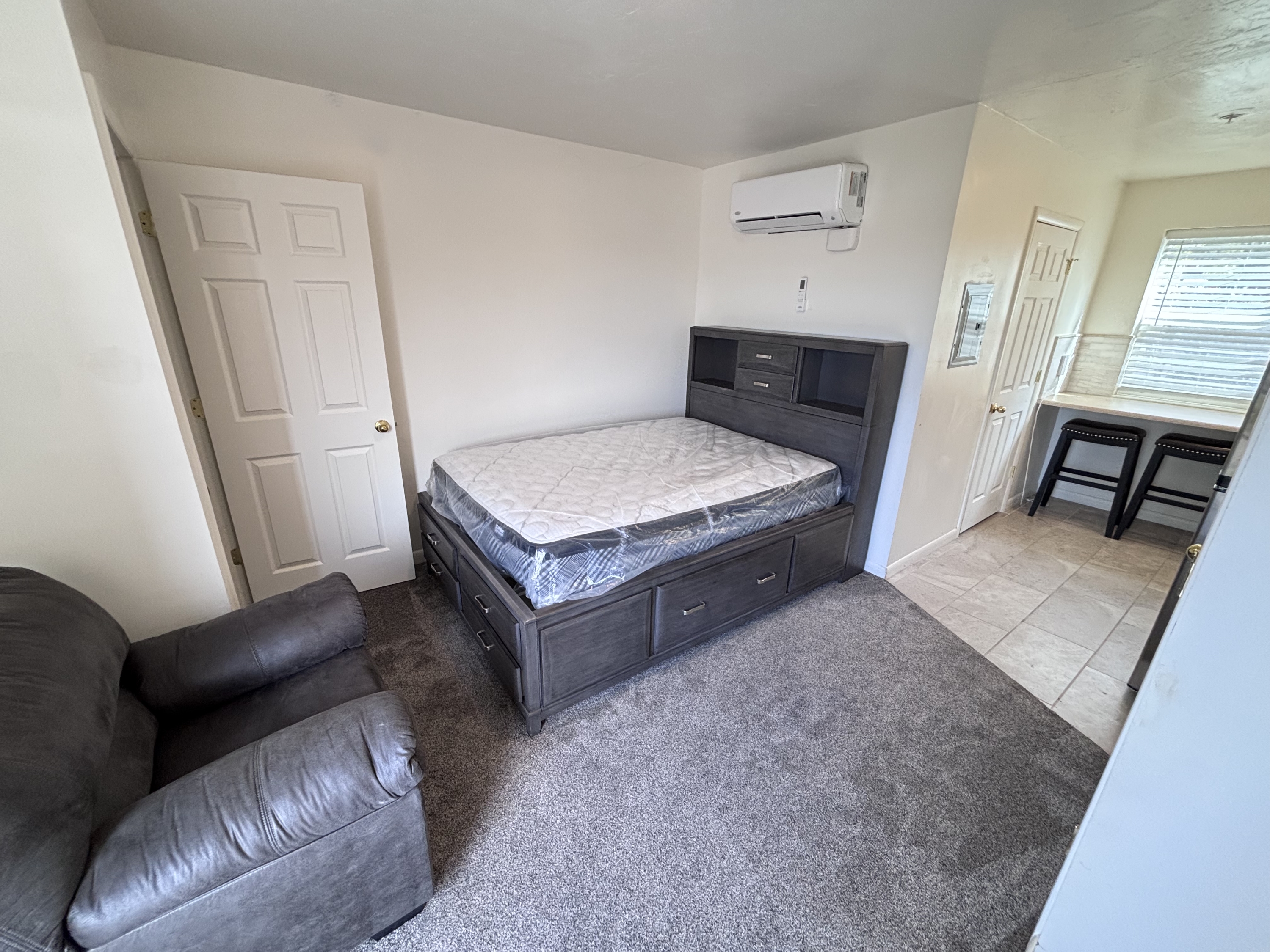 1105 South State Street - 39