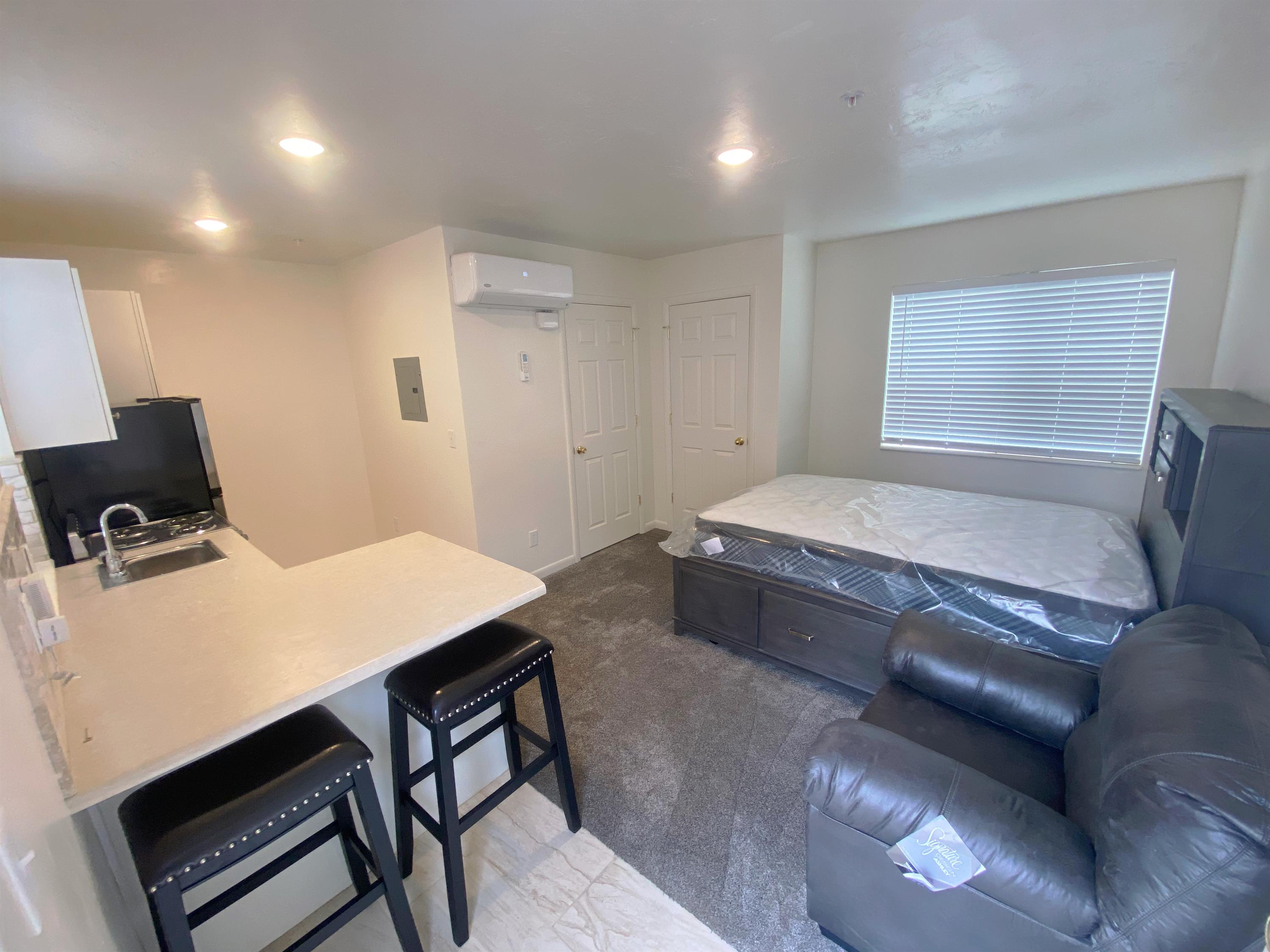 1105 South State Street - 35