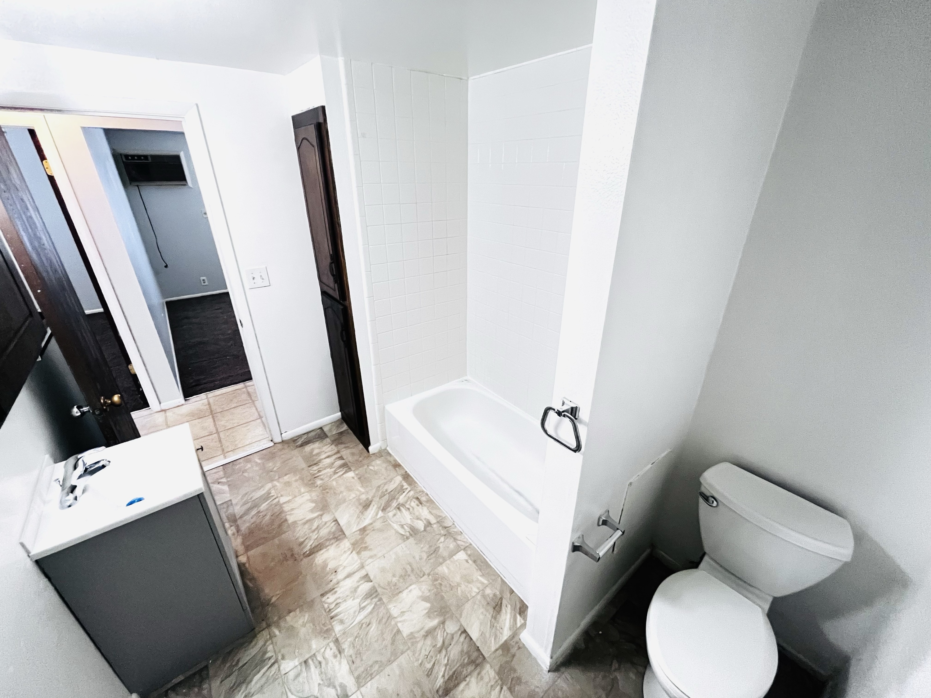 258 North 400 West Street - #4