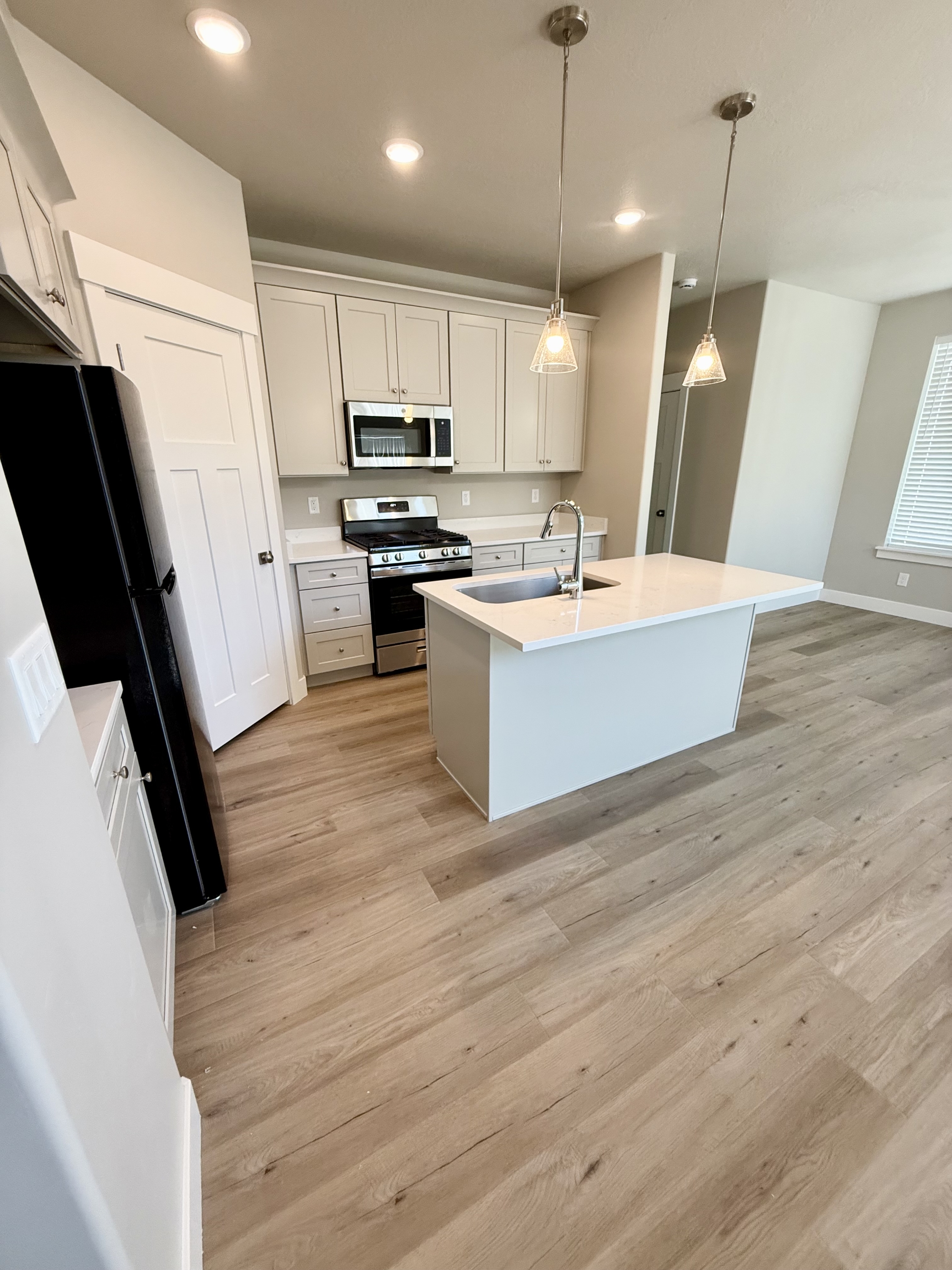 1063 South 2760 East - 1063