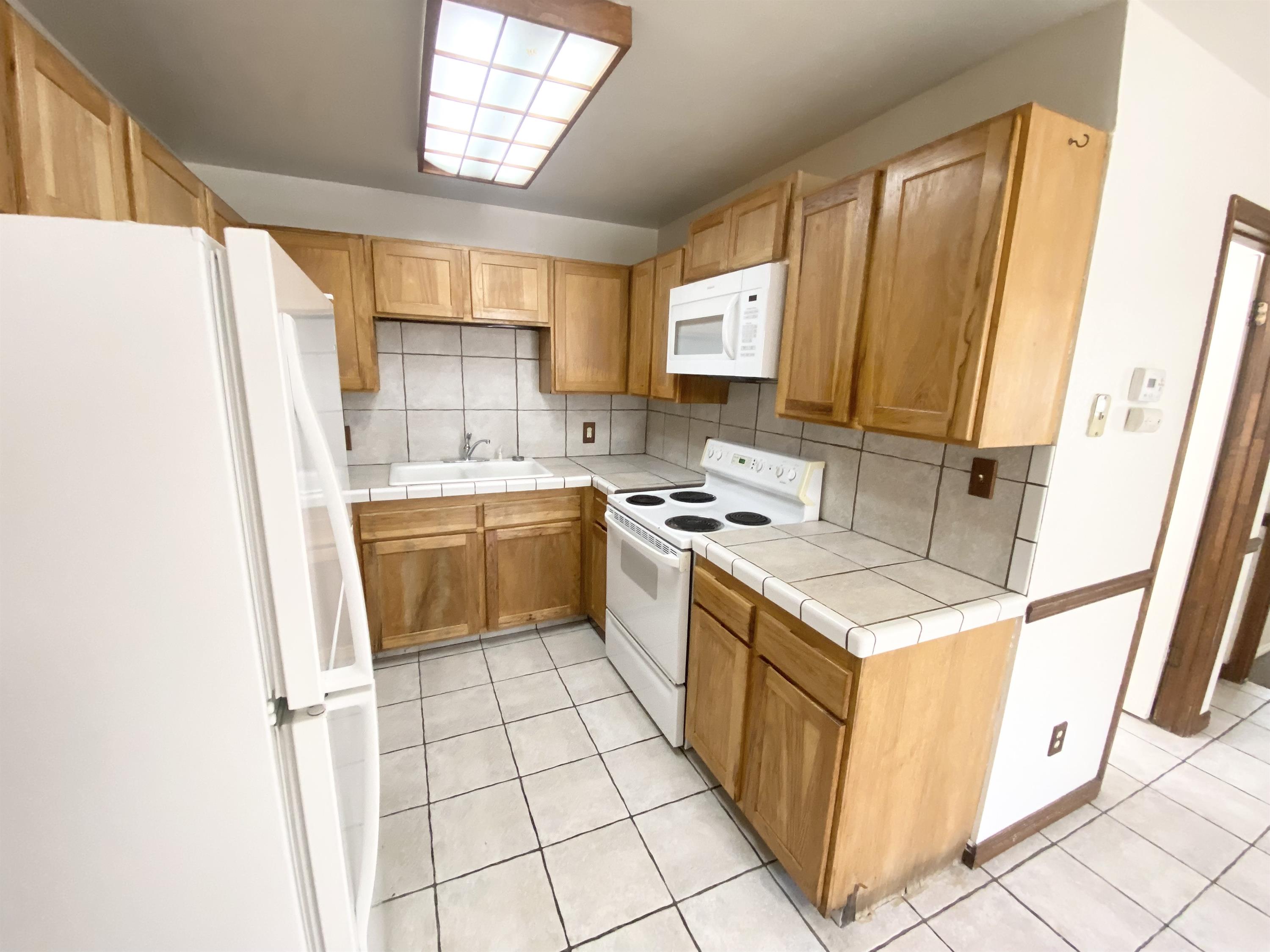 648 North 1050 West - 648